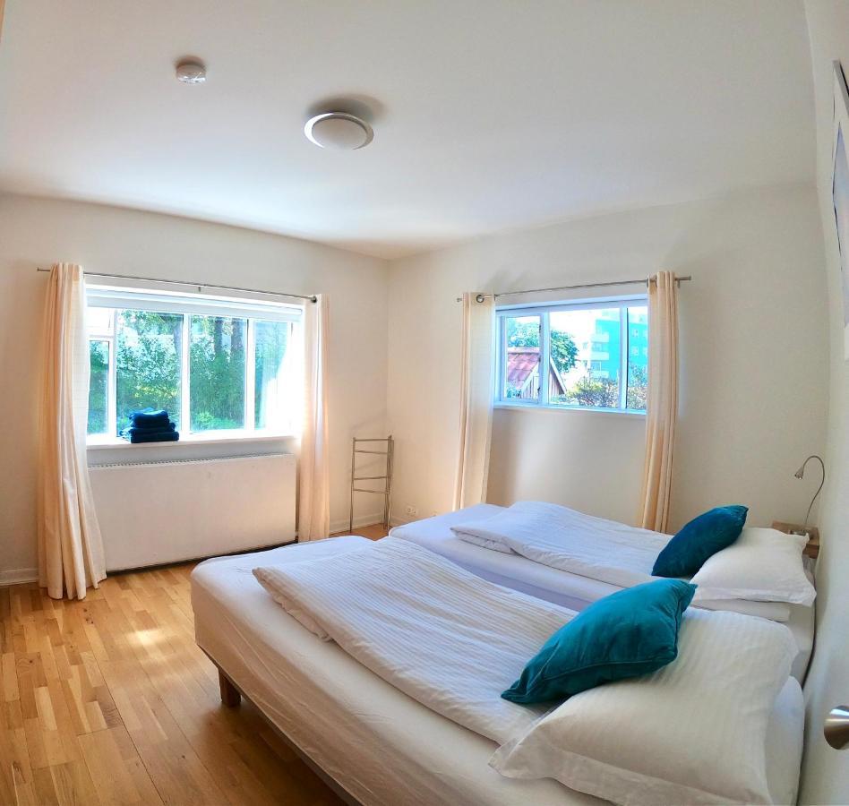 Pearl Of The North Apartments อาคูเรย์รี ภายนอก รูปภาพ