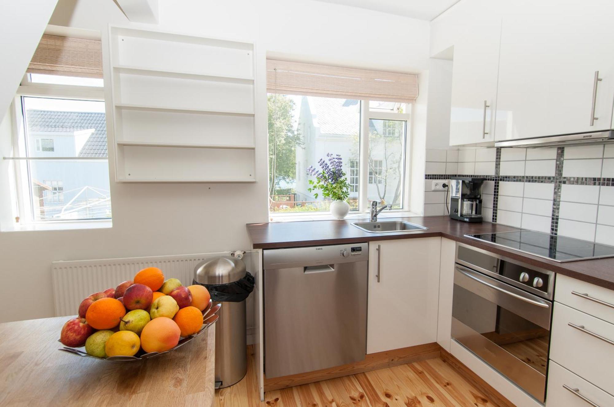Pearl Of The North Apartments อาคูเรย์รี ภายนอก รูปภาพ